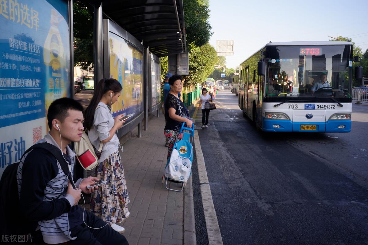 【高速路免费时间2022春节,高速路免费时间表2025】 【高速路免费时间2022春节,高速路免费时间表2025】