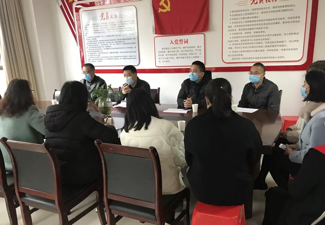 美国最新冠状肺炎疫情/美国疫情最新进展实时数据查询