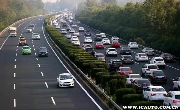 【今年五一高速公路免费几天，今年五一放假安排高速免费吗】